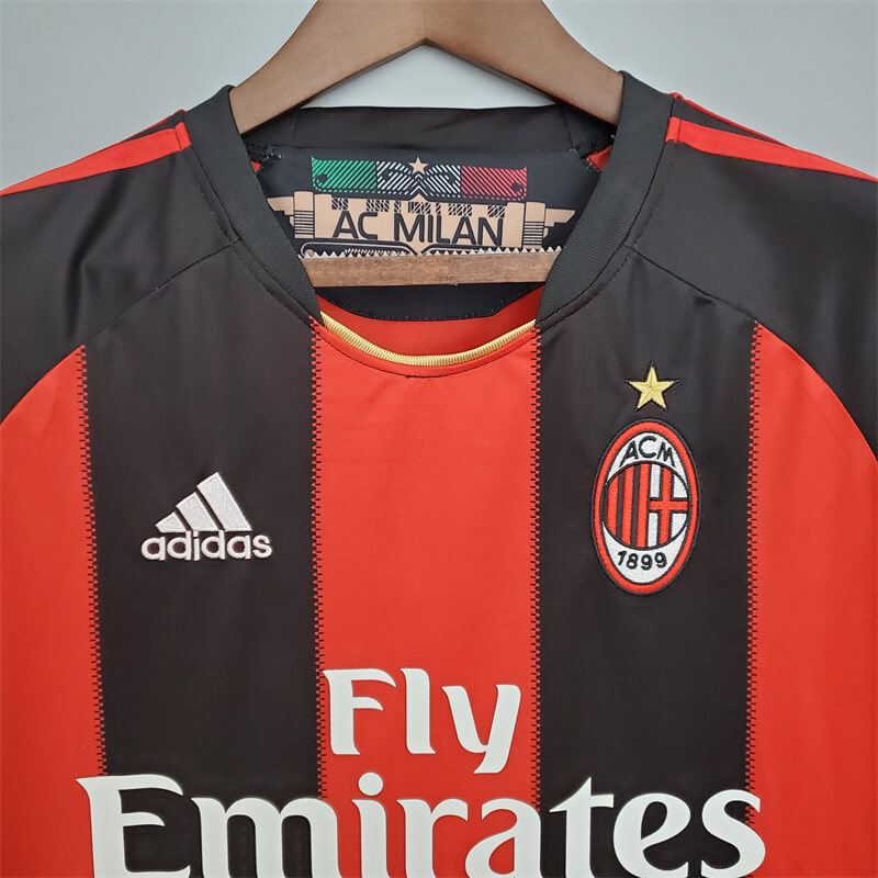 Ac milan kit sales 2011