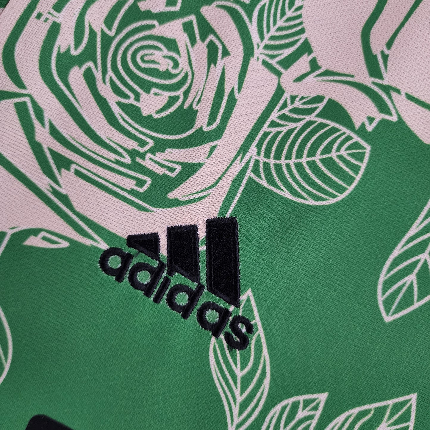 Manchester United 2022/2023 Green Rose Kit