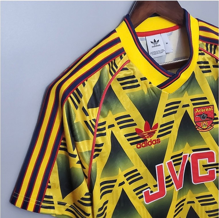 Arsenal 92 away sales kit